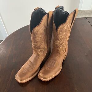J.B. Dillon Brown Heeled Boots